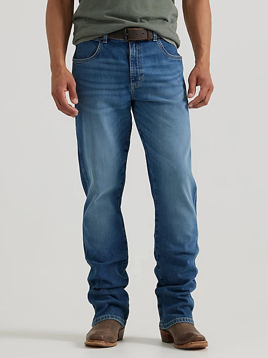 Men's Wrangler Retro Relaxed Boot Cut Jean - Main Image
